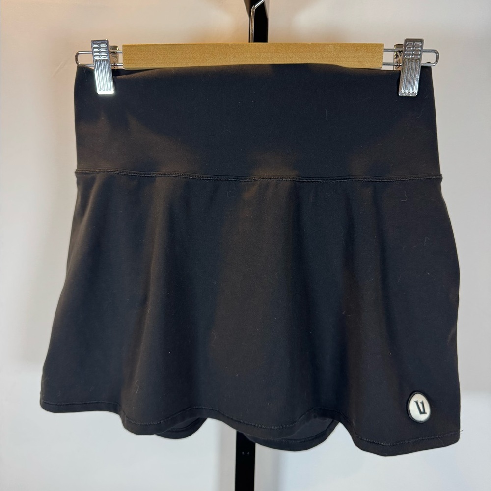 Vuori Black Volley Skirt Women’s Size Small - Picture 5 of 15